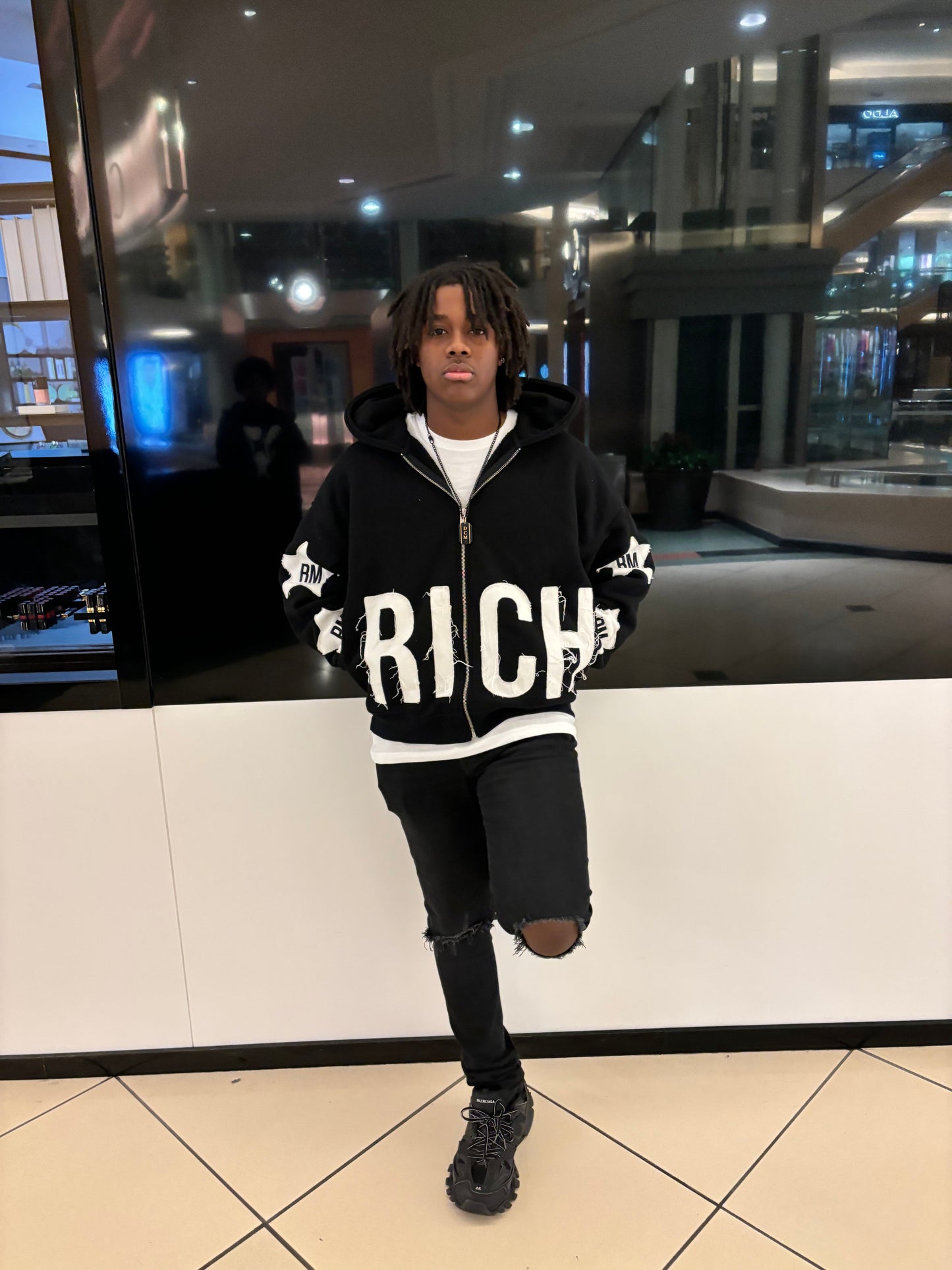 RICH LIFESTYLE ZIP UP